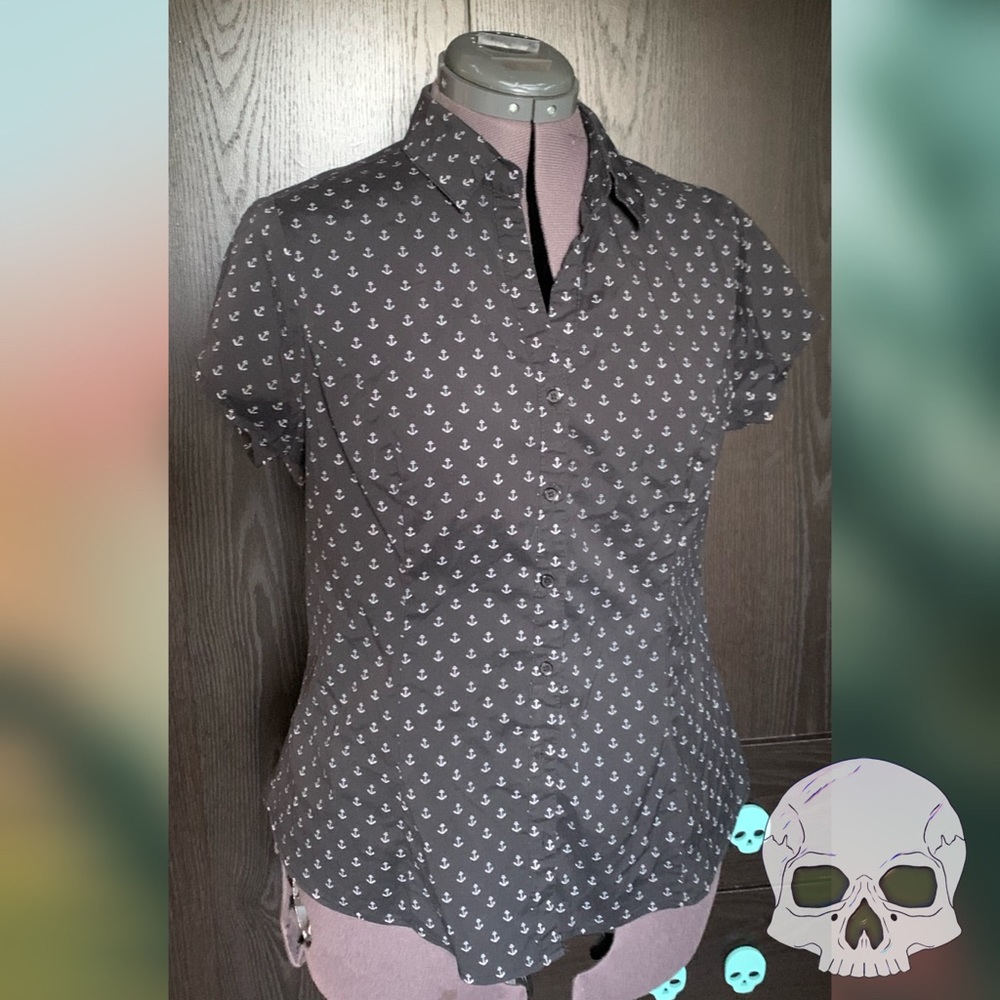 💀Short Sleeve Blouse with Anchor Detail